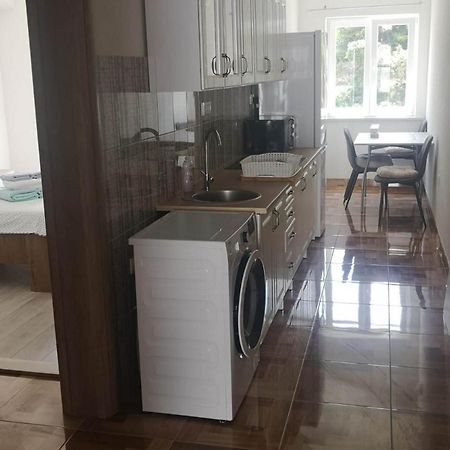 Apartments Kalajzic Pucisca Bagian luar foto