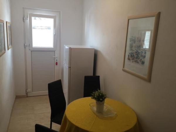 Apartments Kalajzic Pucisca Ruang foto