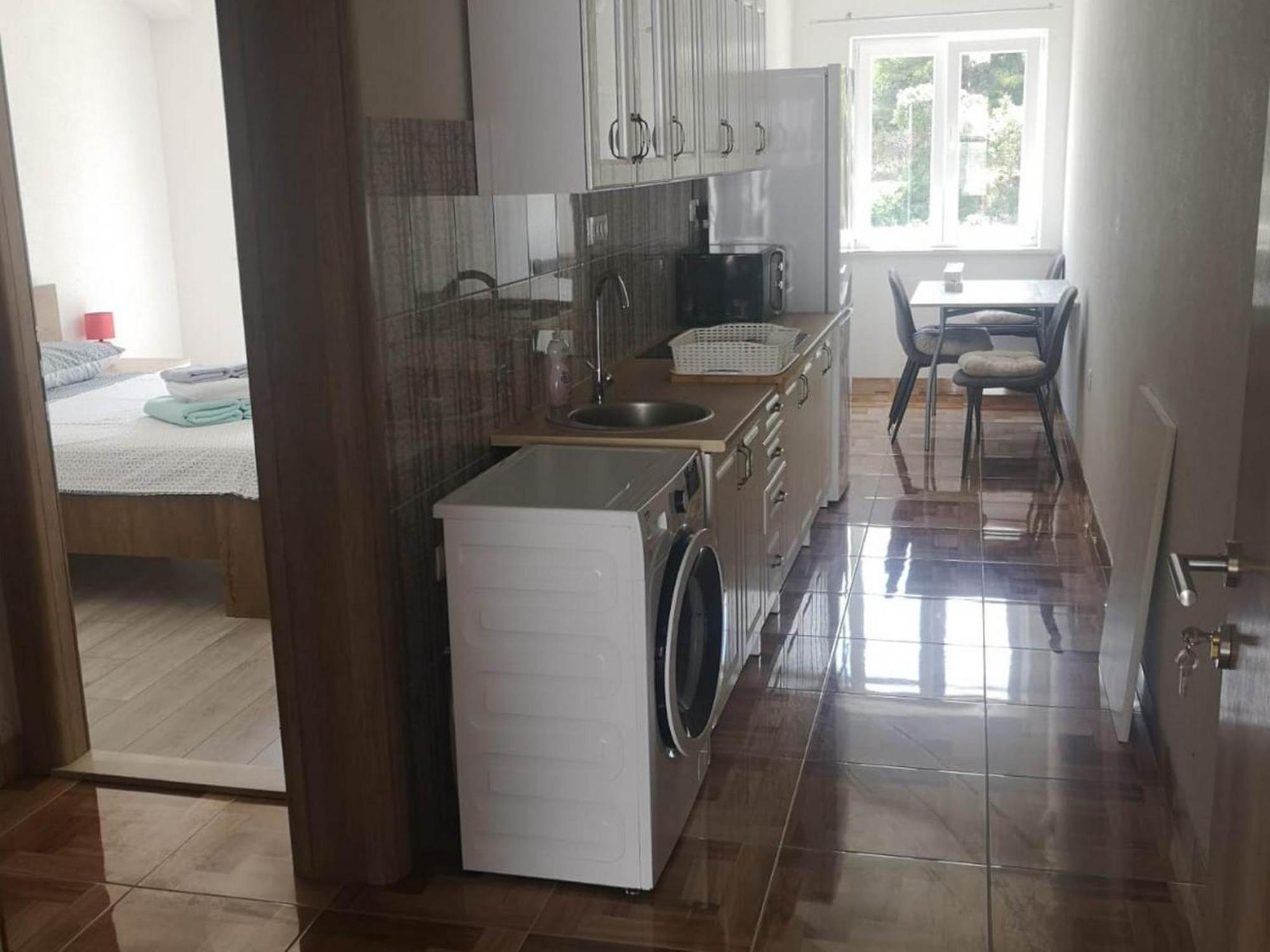 Apartments Kalajzic Pucisca Bagian luar foto